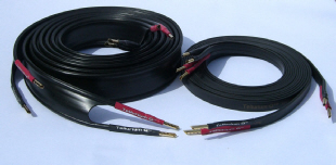 prod_telluriumQ_ultrablack_4.jpg