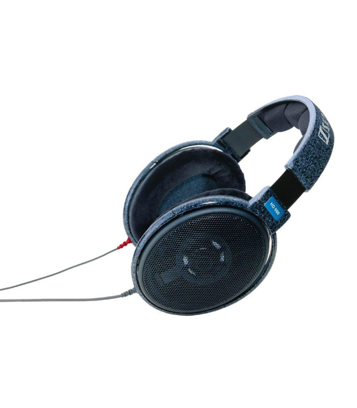 Sennheiser HD 600 Circumaural Headphone