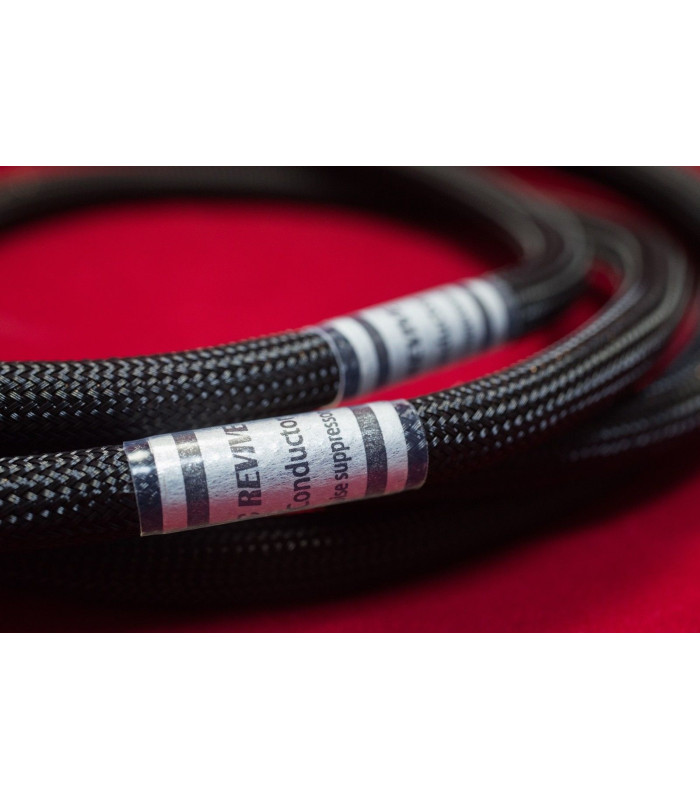 Acoustic Revive RCA-1.0 TripleC-FM (1.8 x 1.4) Interconnect Cables thicker