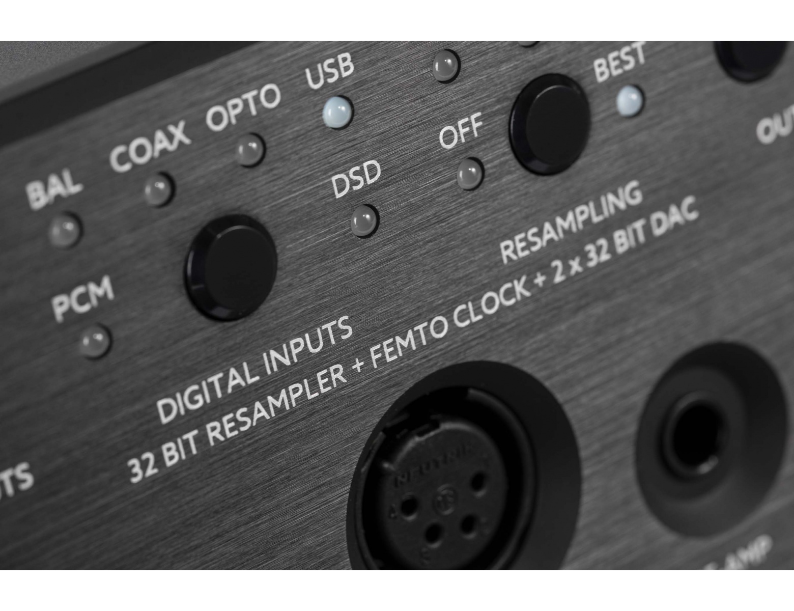 Violectric DHA V590 MKII Reference Quality Headphone Amplifier and DAC