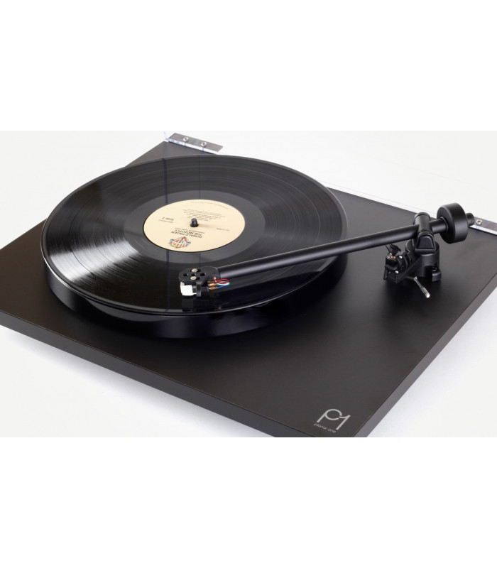 Rega Planar 1 Turntable with RB110 Arm and Carbon cartridge