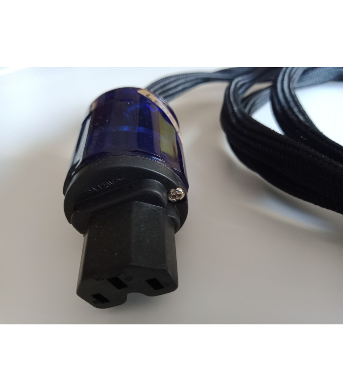 Duelund DCA12GA 600v Schuko/IEC terminated power cable