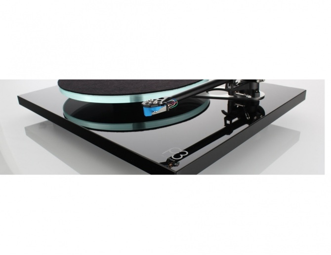 Rega Planar 3 Turntable