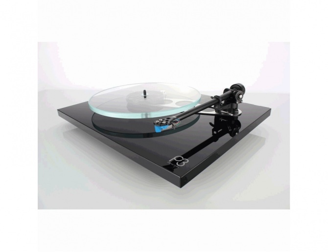 Rega Planar 3 Turntable