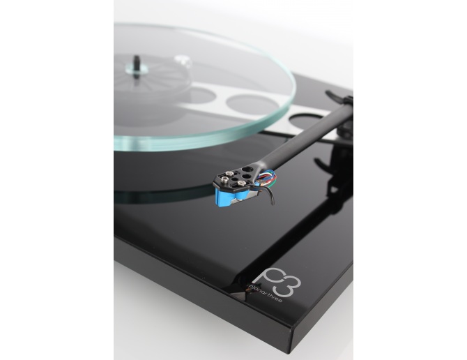 Rega Planar 3 Turntable with RB330 Tonearm